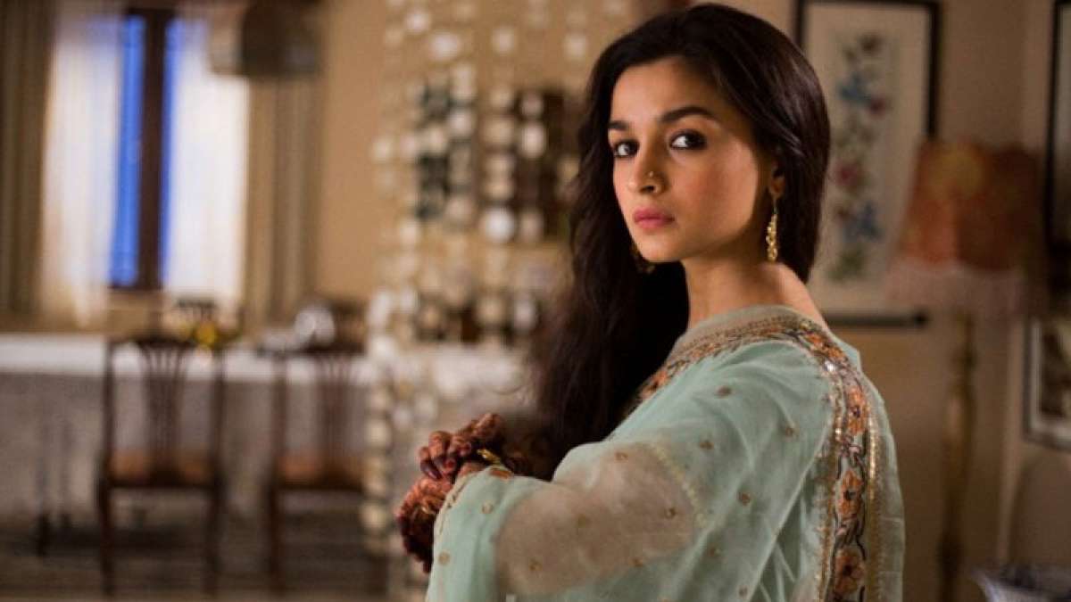 Raazi BO Collection Day 2: Alia Bhatt's movie earnings grow by over 40 percent Raazi BO Collection Day 2: Alia Bhatt's movie earnings grow by over 40 percent