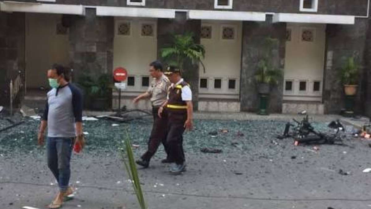 Nine killed in Indonesia church bombings Nine killed in Indonesia church bombings
