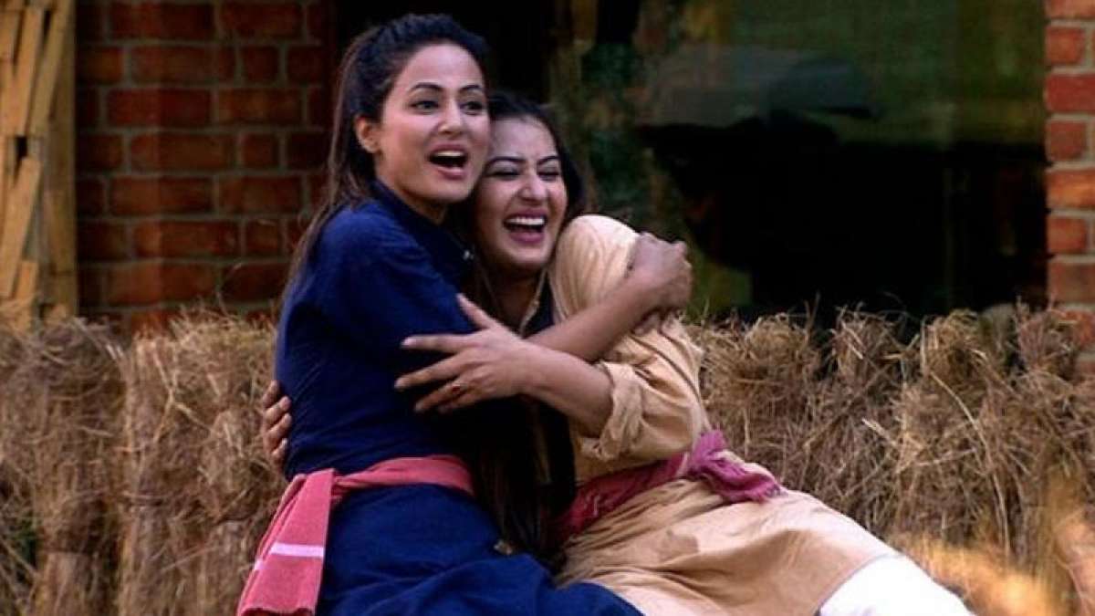 Shilpa Shinde confirms friendship with Hina Khan, uges fans to stop fighting Shilpa Shinde confirms friendship with Hina Khan, uges fans to stop fighting