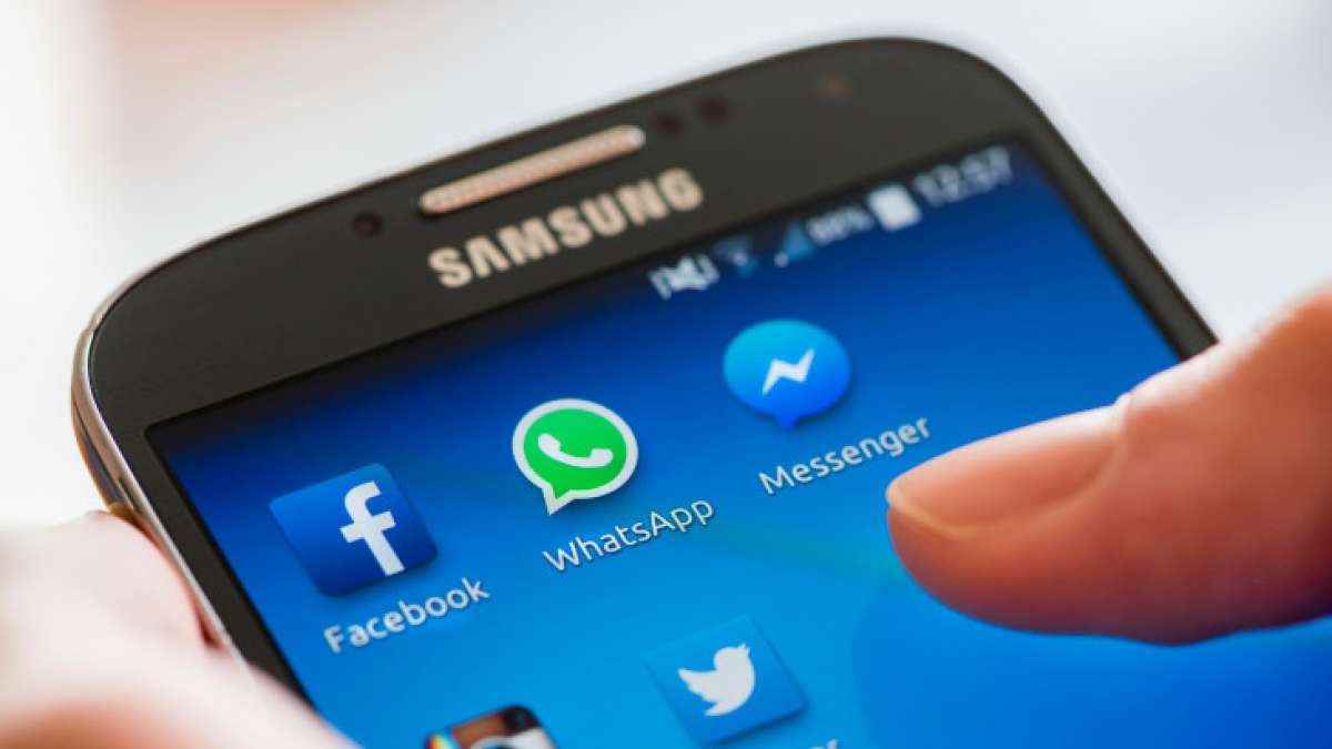 WhatsApp new 'Dismiss As Admin,' allows one group administrator to dismiss another WhatsApp new 'Dismiss As Admin,' allows one group administrator to dismiss another