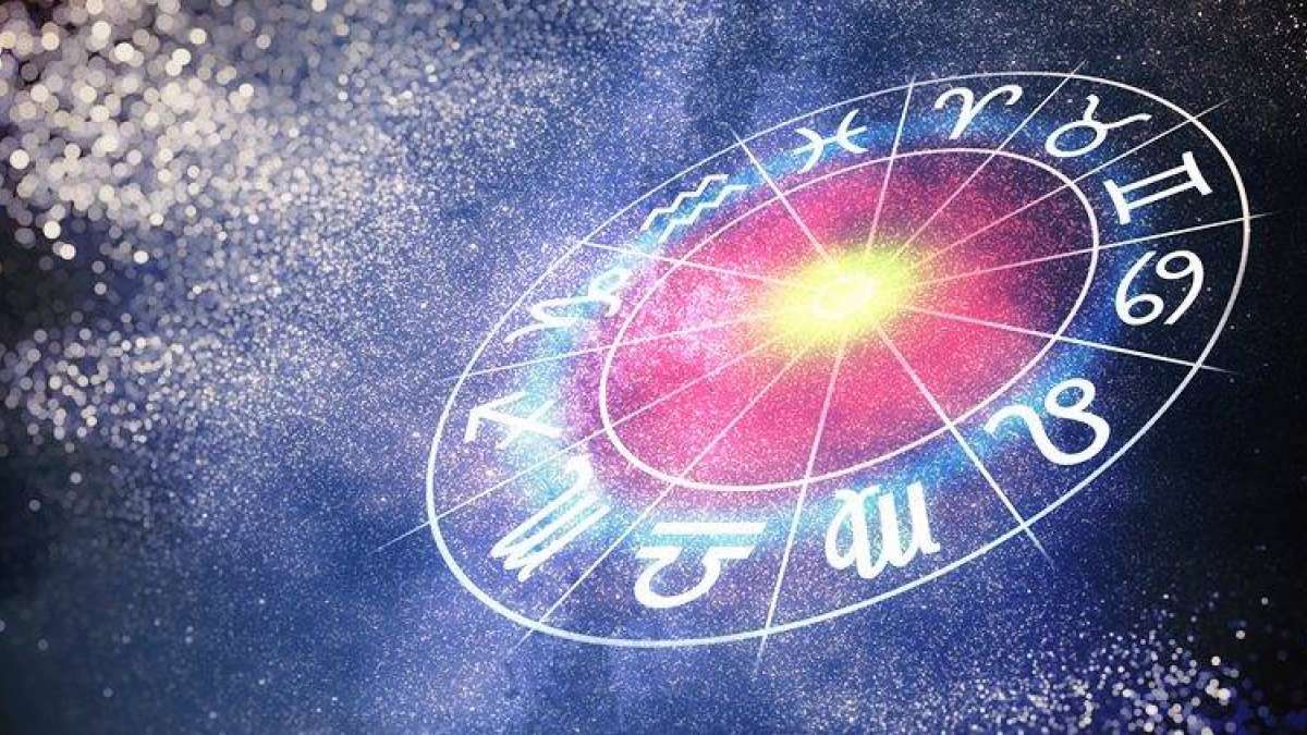 According to astrology, lunar eclipse period will have huge effect on zodiac signs According to astrology, lunar eclipse period will have huge effect on zodiac signs