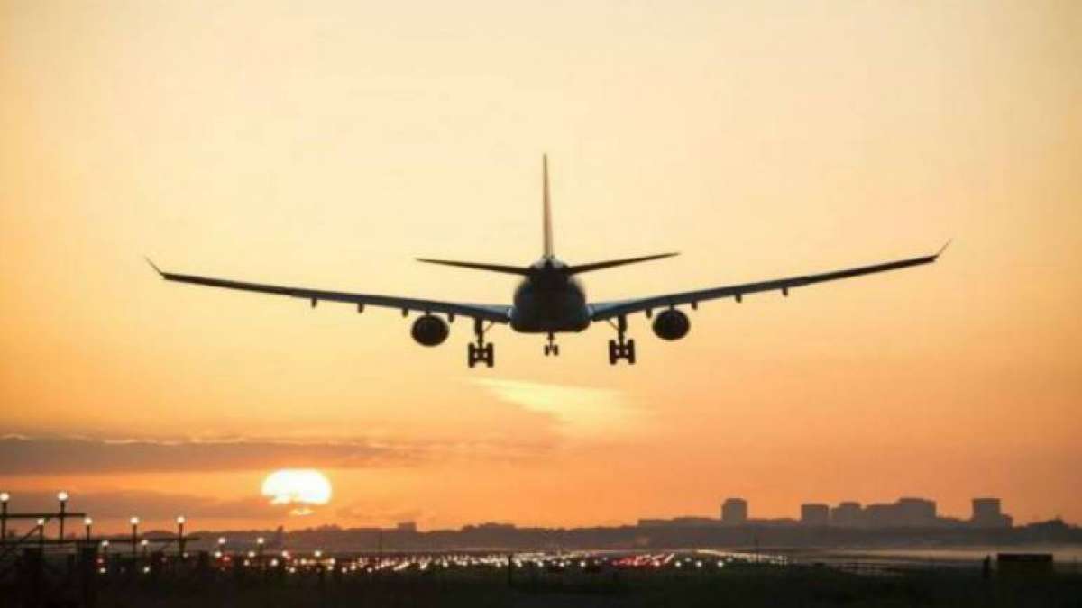Embraer 190 aircraft crashed around 4pm local time (21:00 GMT) with 97 passengers and four crew members on board Embraer 190 aircraft crashed around 4pm local time (21:00 GMT) with 97 passengers and four crew members on board