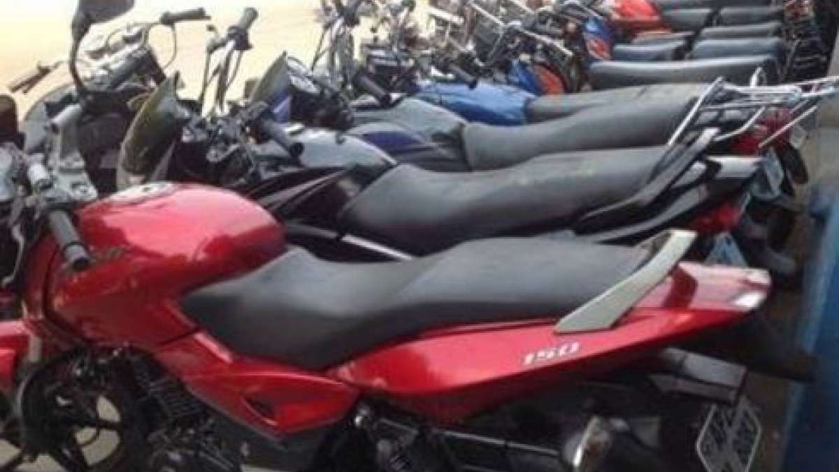 We have come up with list of top 10 bikes which has amazing designs and excellent features at affordable price tags. We have come up with list of top 10 bikes which has amazing designs and excellent features at affordable price tags.