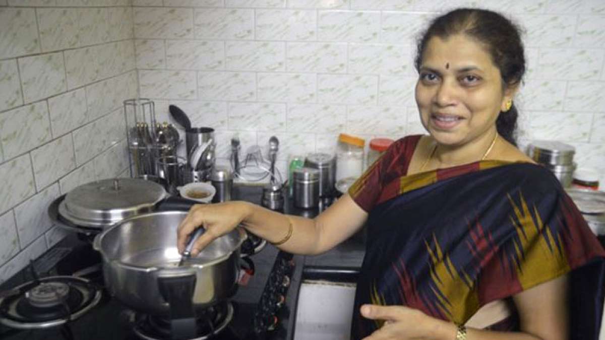 BP Dakshayani: An Indian woman who cooked food, sent spacecraft to Mars Orbit BP Dakshayani: An Indian woman who cooked food, sent spacecraft to Mars Orbit