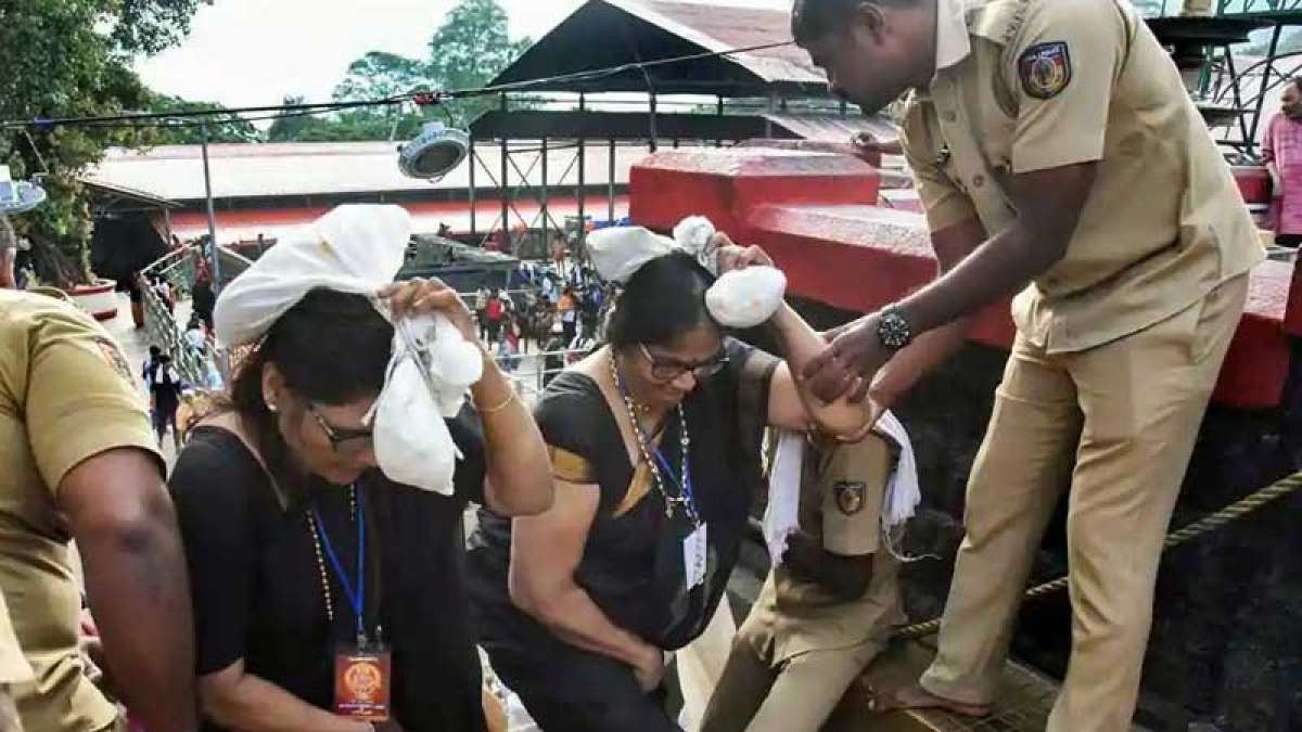 Women devotees at the Sabarimala temple Women devotees at the Sabarimala temple