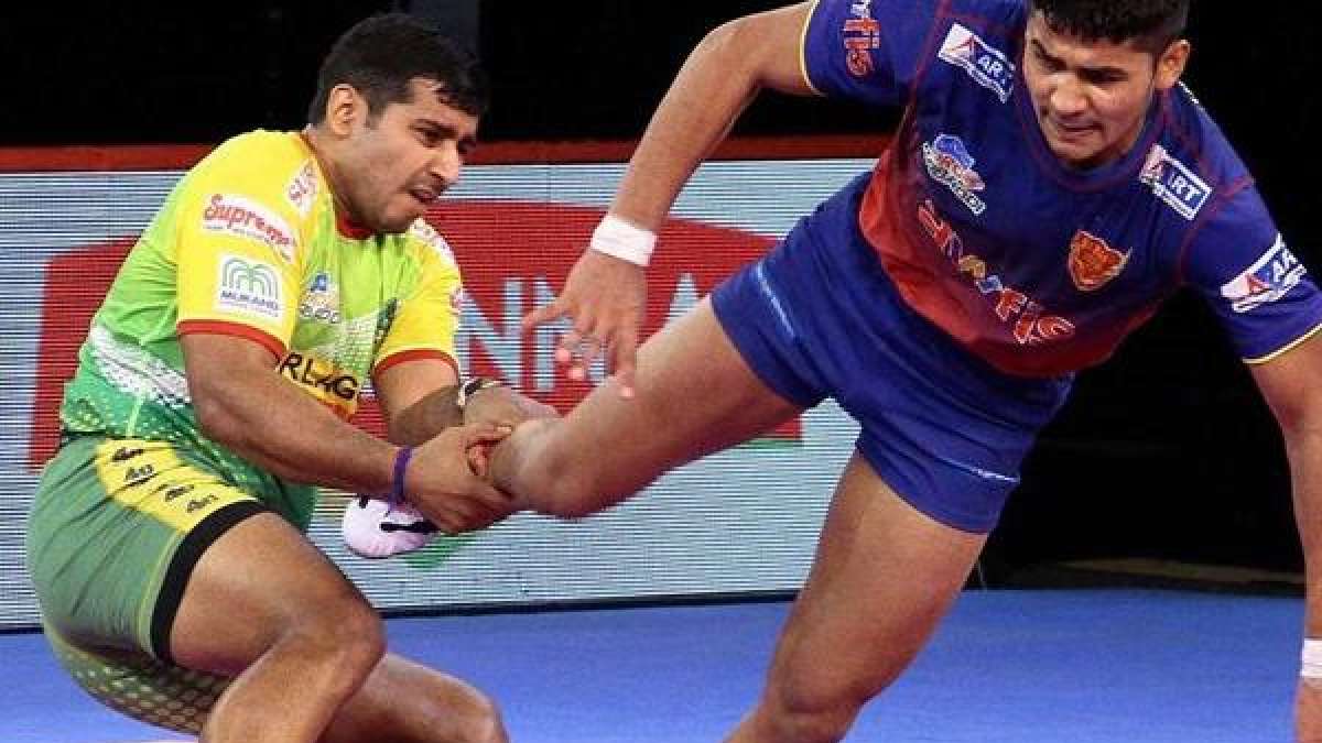 Dabang Delhi Vs Patna Pirates, PKL 6: Pardeep Narwal's guides Patna to 38-35 win over Delhi Dabang Delhi Vs Patna Pirates, PKL 6: Pardeep Narwal's guides Patna to 38-35 win over Delhi