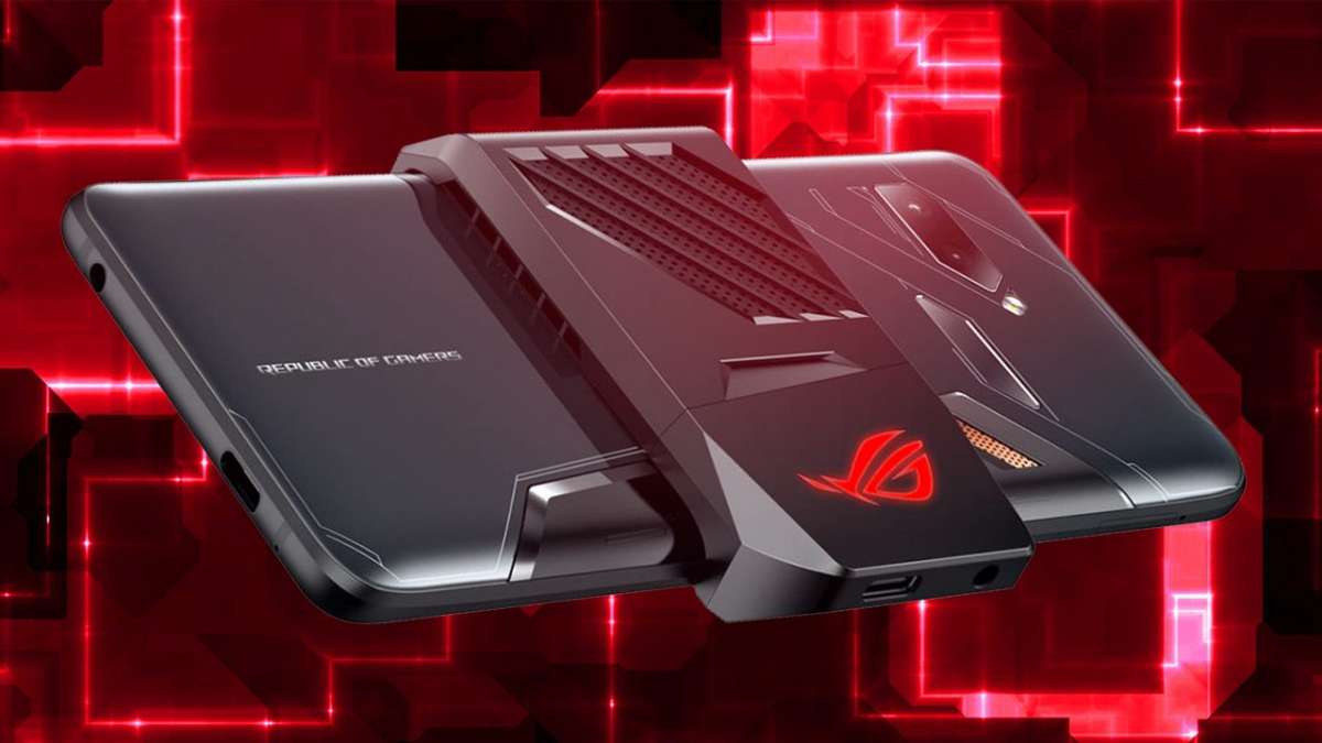 Asus ROG Phone is the only smartphone which comes with two 3.5mm headphone jack Asus ROG Phone is the only smartphone which comes with two 3.5mm headphone jack