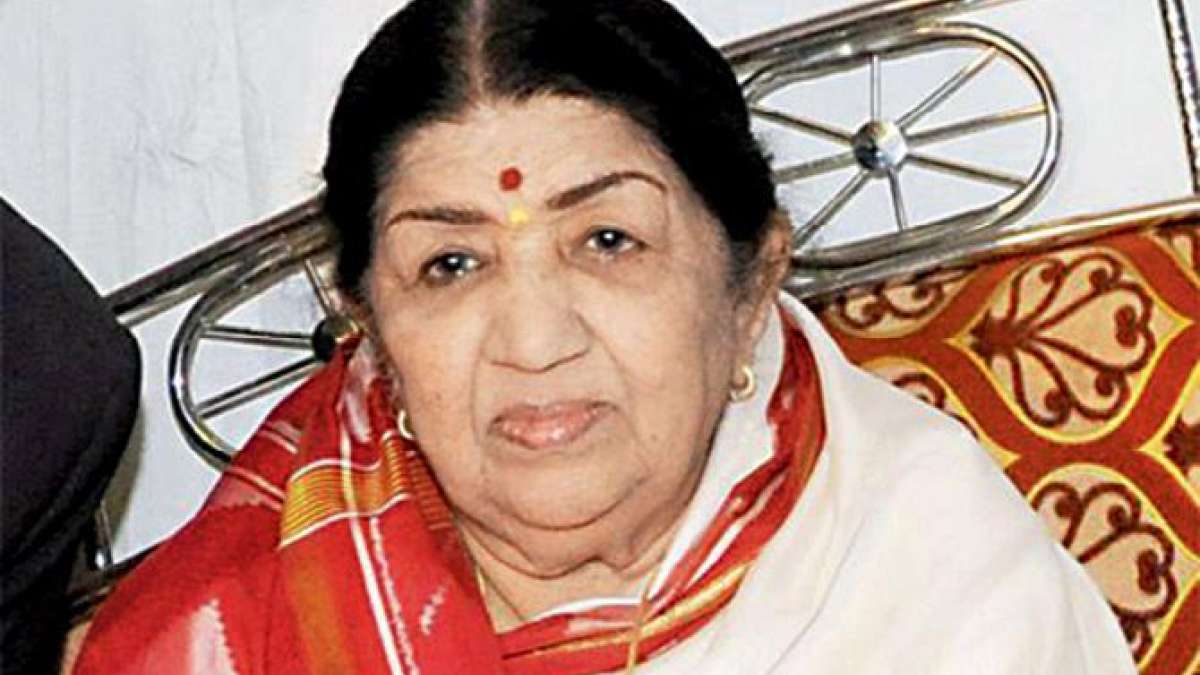 News about my retirement is fake, says Lata Mangeshkar News about my retirement is fake, says Lata Mangeshkar