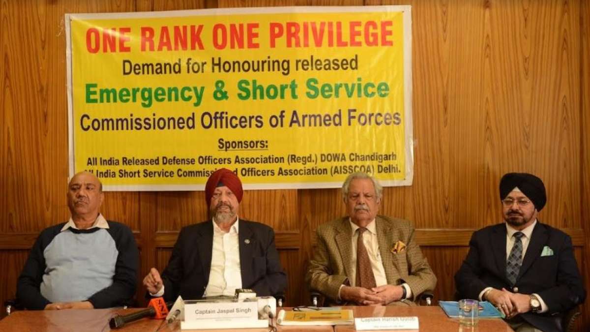 Left to right Capt Harish Puri, Capt Jaspal Singh , Capt Harish Gulati and Capt M S Uppal Left to right Capt Harish Puri, Capt Jaspal Singh , Capt Harish Gulati and Capt M S Uppal