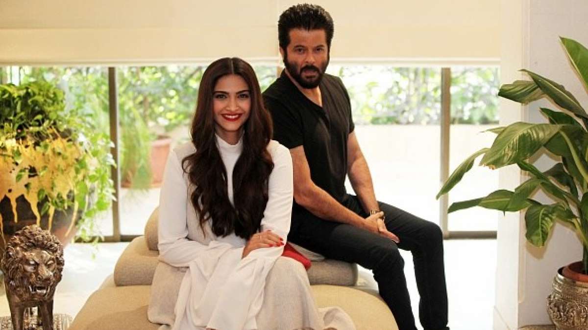 Anil Kapoor wants his daughter Sonam as a female lead in his directorial debut Anil Kapoor wants his daughter Sonam as a female lead in his directorial debut