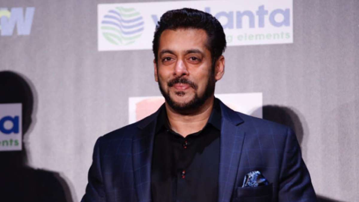 Salman turns 53, B-towns wishes him love for 'being human' Salman turns 53, B-towns wishes him love for 'being human'