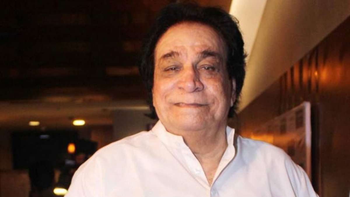 Veteran actor Kader Khan’s condition critical, shifted to special ventilator Veteran actor Kader Khan’s condition critical, shifted to special ventilator