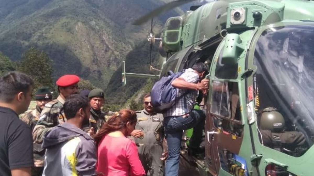 1500 tourists have been accommodated at 17 Mile, while the remaining tourists were shifted to 13 Mile. 1500 tourists have been accommodated at 17 Mile, while the remaining tourists were shifted to 13 Mile.
