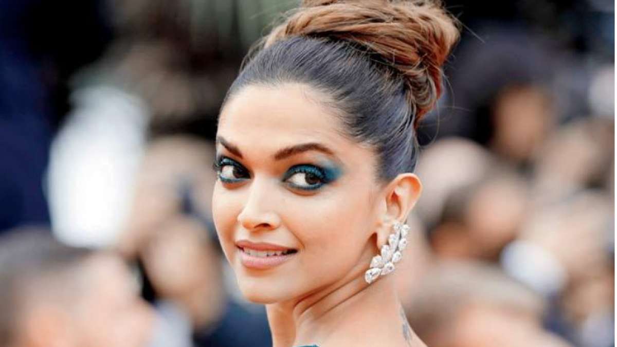 Deepika Padukone turns 33, to make 'exciting' announcement Deepika Padukone turns 33, to make 'exciting' announcement