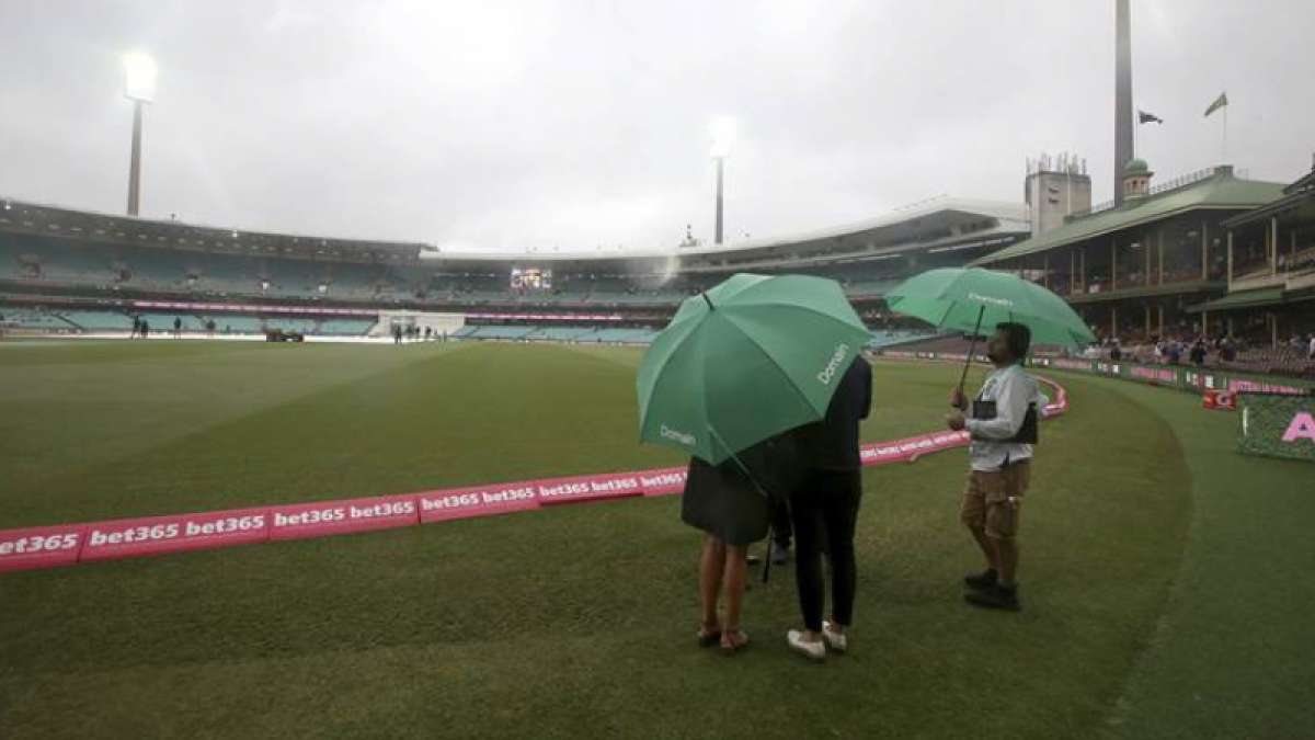 India vs Australia 4th Test: Rain washes off first session of Day 4 India vs Australia 4th Test: Rain washes off first session of Day 4