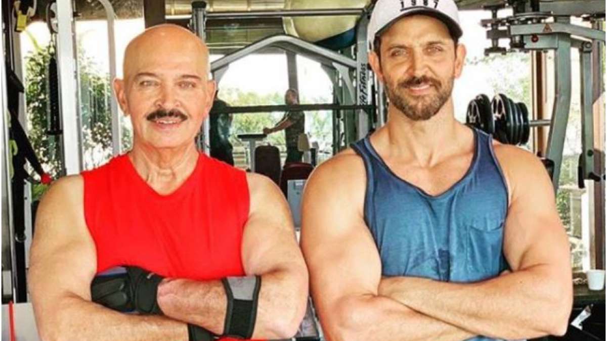 Hrithik Roshan shares a photo with father Rakesh Roshan Hrithik Roshan shares a photo with father Rakesh Roshan