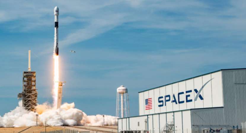 SpaceX to lay off 10% of workers due to 'difficult challenges' SpaceX to lay off 10% of workers due to 'difficult challenges'