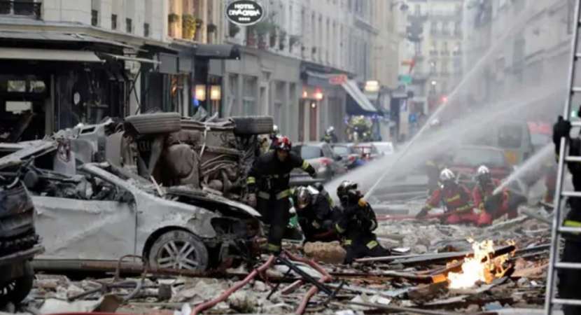 Paris Bakery Blast: "Sounded like earthquake," says a firefighter Paris Bakery Blast: "Sounded like earthquake," says a firefighter