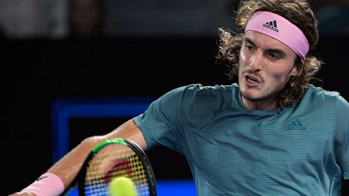 Tsitsipas stuns champion Federer, advances to Australian Open quarters Tsitsipas stuns champion Federer, advances to Australian Open quarters