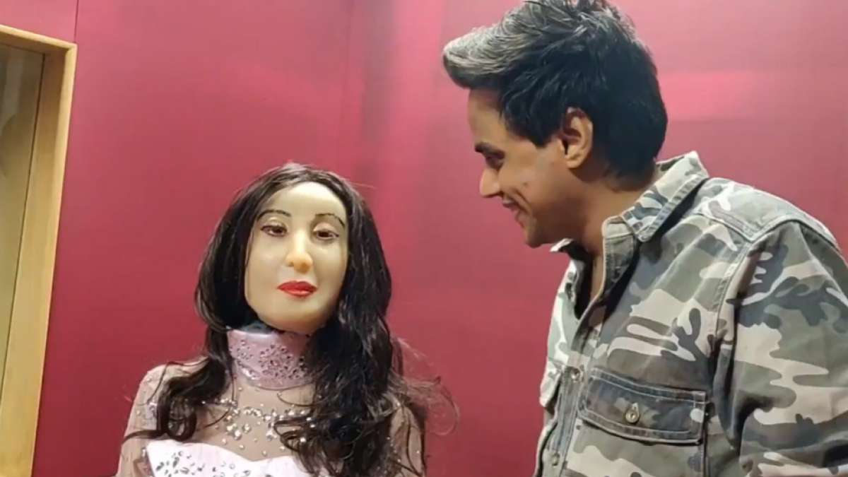 Humanoid Rashmi is close to humans in emotional quotient and could communicate with facial expressions Humanoid Rashmi is close to humans in emotional quotient and could communicate with facial expressions