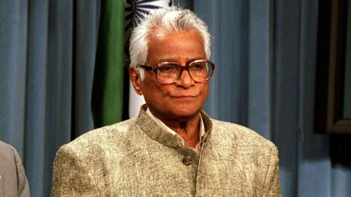 Former defence minster George Fernandes passes away at 88 Former defence minster George Fernandes passes away at 88