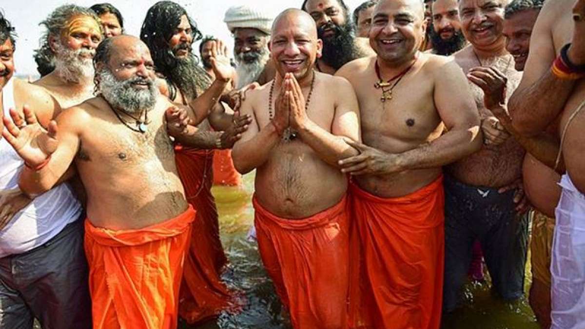 UP Chief Minister Yogi Adityanath along with his 25 cabinet colleagues took a holy dip in the Sangam at Prayagraj UP Chief Minister Yogi Adityanath along with his 25 cabinet colleagues took a holy dip in the Sangam at Prayagraj