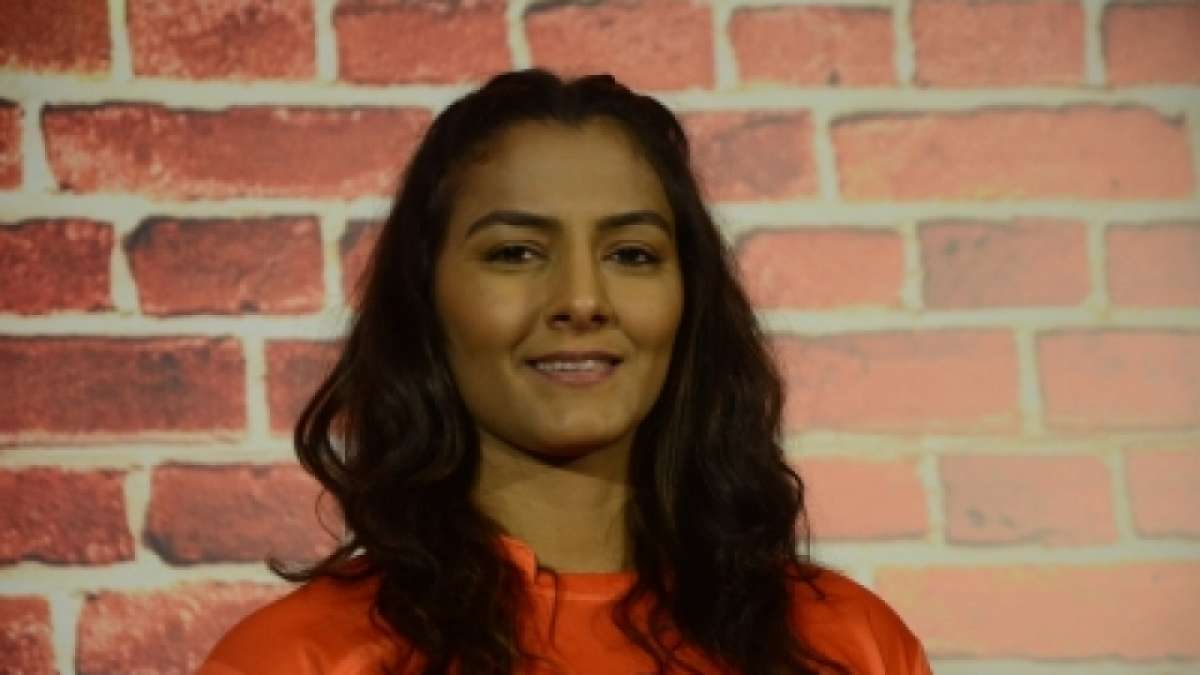 Geeta Phogat packs a punch at LFW ramp Geeta Phogat packs a punch at LFW ramp