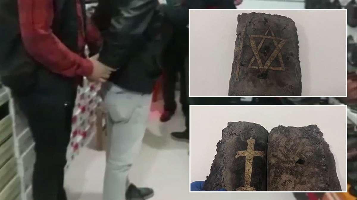 1200 years old Bible seized in Turkey, smugglers arrested 1200 years old Bible seized in Turkey, smugglers arrested