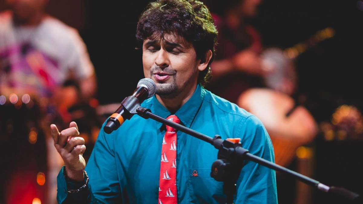 Sonu Nigam shares infectious picture to alarm caution Sonu Nigam shares infectious picture to alarm caution