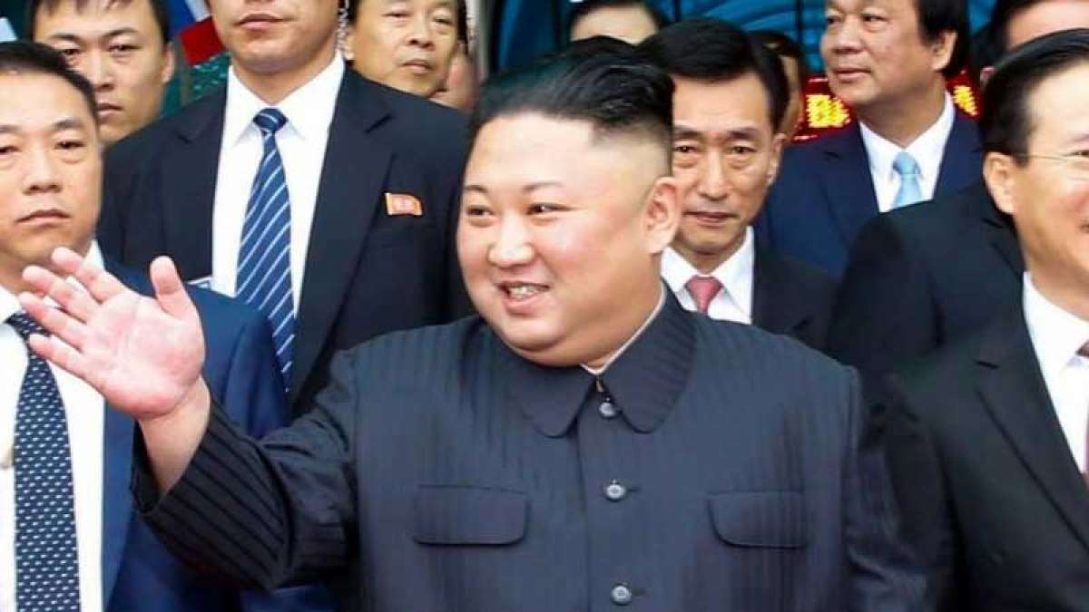 Kim Jong Un, Donald Trump arrive in Hanoi ahead on nuclear summit Kim Jong Un, Donald Trump arrive in Hanoi ahead on nuclear summit