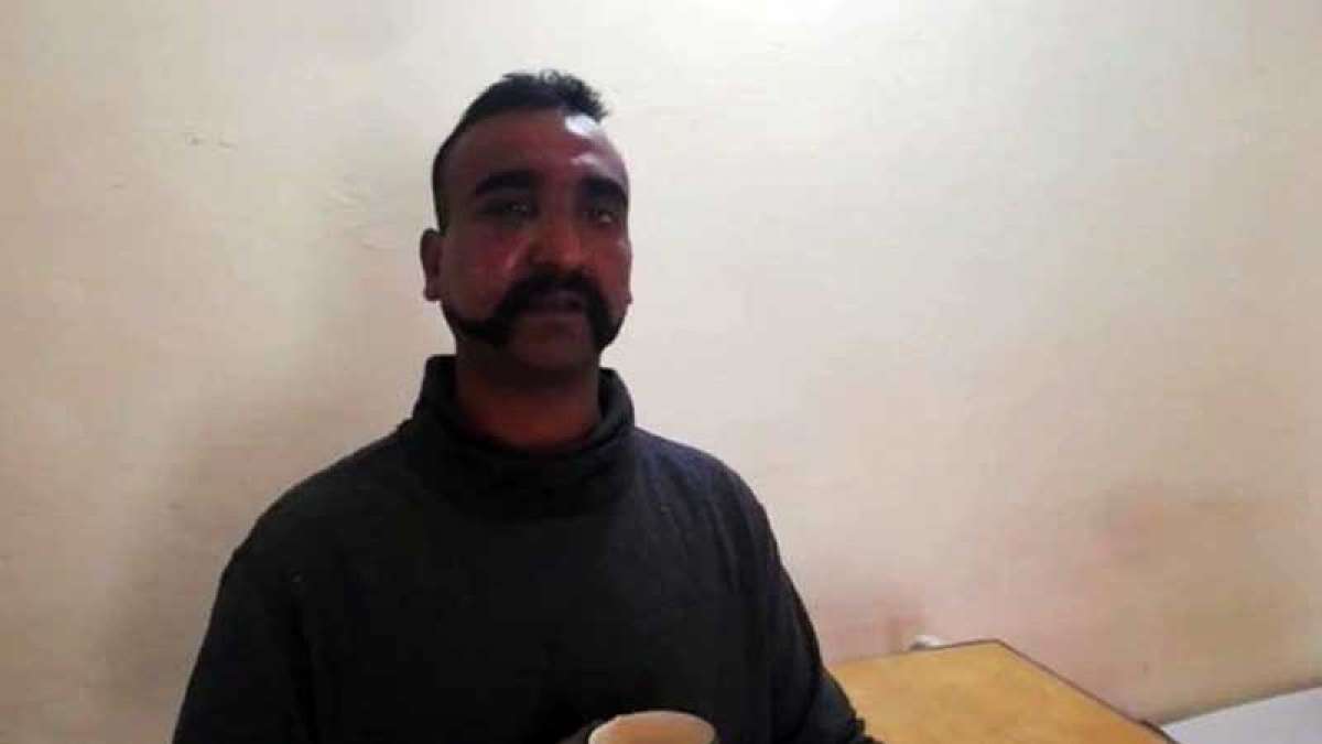 Pakistan to release captured IAF pilot on Friday as 'peace gesture': Imran Khan Pakistan to release captured IAF pilot on Friday as 'peace gesture': Imran Khan