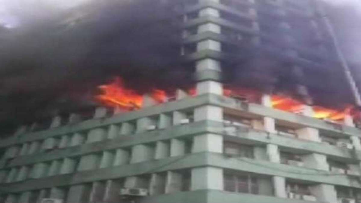 Fire broke out on the 5th floor of Pandit Deendayal Antyodaya Bhawan at CGO Complex in New Delhi Fire broke out on the 5th floor of Pandit Deendayal Antyodaya Bhawan at CGO Complex in New Delhi