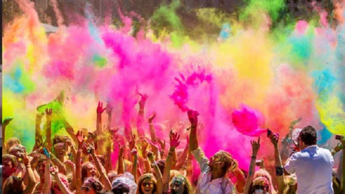 Holi 2019 Date: When is Holi in 2019? Holi 2019 Date: When is Holi in 2019?