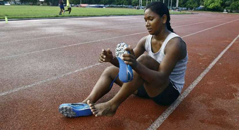 Swapna Barman gets customised shoes to fit her 12-toed feet Swapna Barman gets customised shoes to fit her 12-toed feet