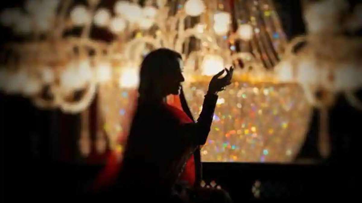 Kalank Teaser Out: Twitter reactions; some call it a 'masterpiece' Kalank Teaser Out: Twitter reactions; some call it a 'masterpiece'