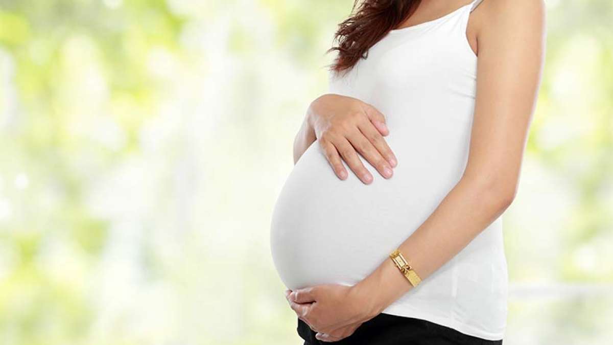 First month of pregnancy: Early signs and symptoms of first-month pregnancy First month of pregnancy: Early signs and symptoms of first-month pregnancy