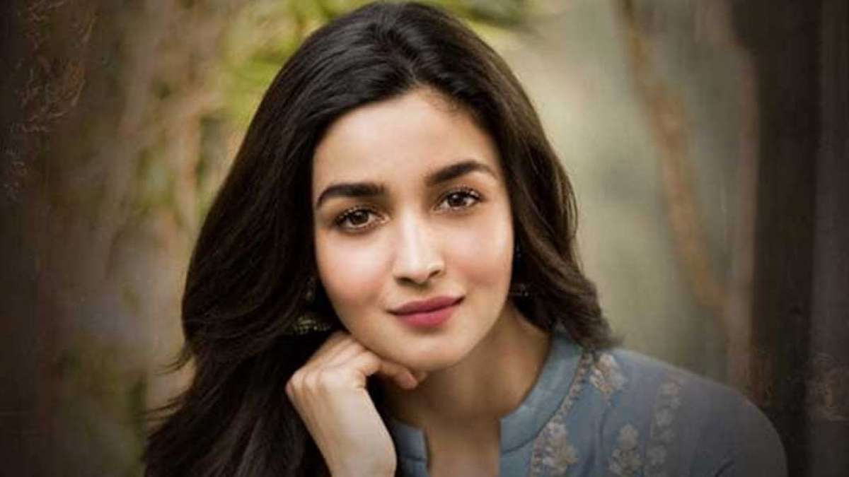 Commercial movies totally depends on the story: Alia Bhatt Commercial movies totally depends on the story: Alia Bhatt
