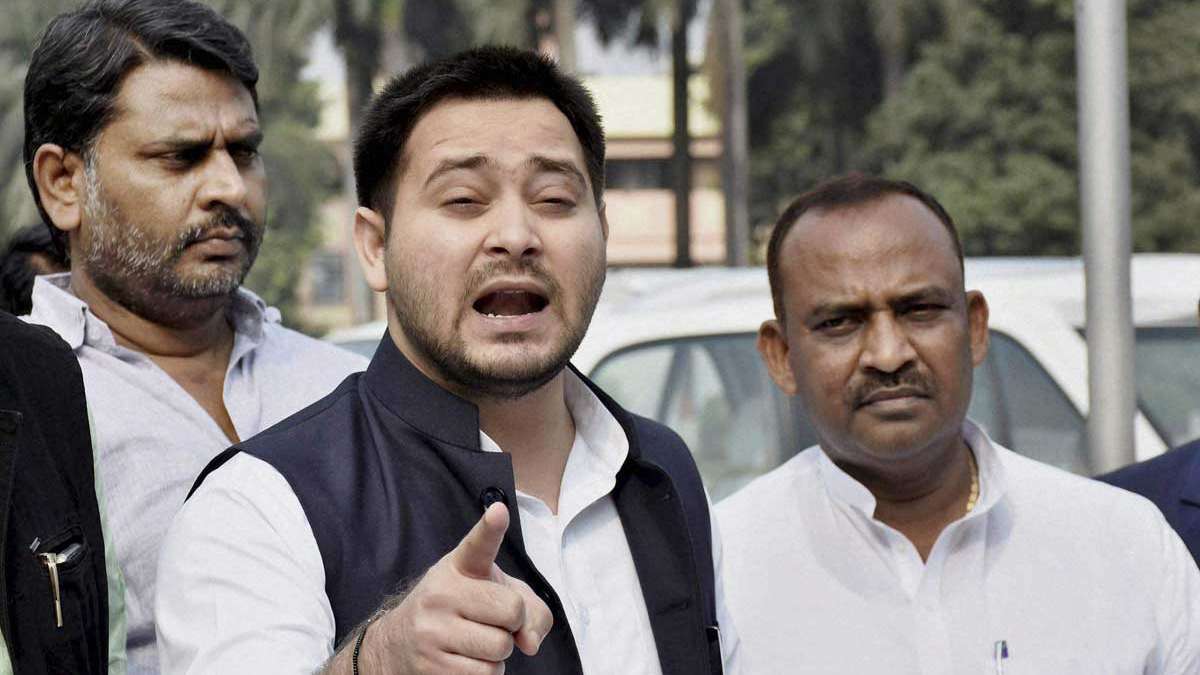 Tejashwi Yadav rubbishes 'Mahagathbandhan' breakup, announces Bihar seats Tejashwi Yadav rubbishes 'Mahagathbandhan' breakup, announces Bihar seats
