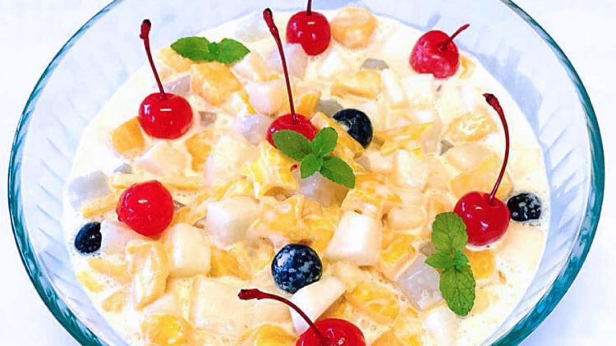 Fruit salads are best options for eating in fasting season Fruit salads are best options for eating in fasting season