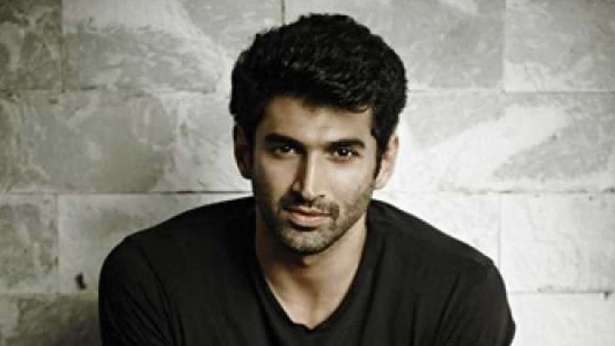 Aditya Roy Kapur reveals he is 'happy and single' Aditya Roy Kapur reveals he is 'happy and single'