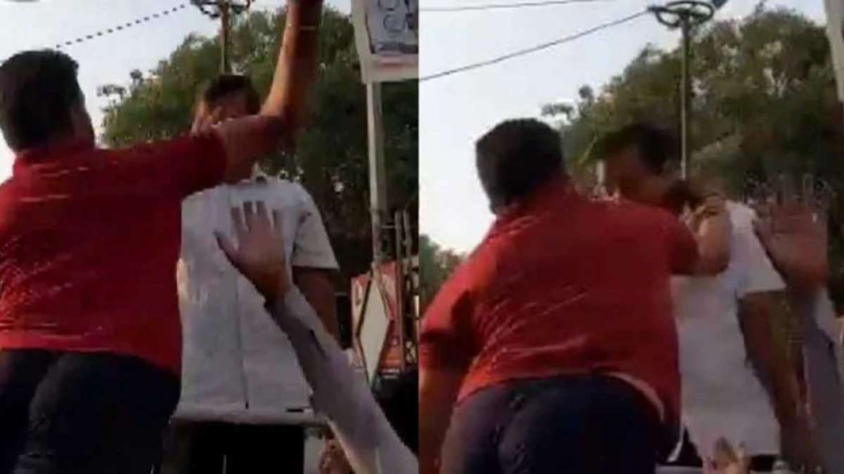 Delhi Chief Minister Arvind Kejriwal slapped in Moti Nagar Delhi Chief Minister Arvind Kejriwal slapped in Moti Nagar