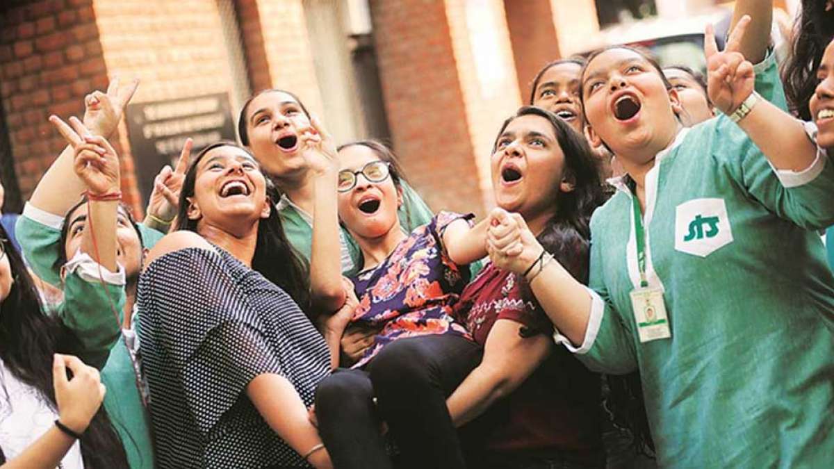 ISC Result 2019: Dewang Kumar Agarwal, Vibha Swaminathan top Class 12 with 100 per cent marks ISC Result 2019: Dewang Kumar Agarwal, Vibha Swaminathan top Class 12 with 100 per cent marks
