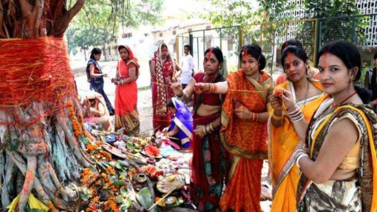 Vat Savitri Vrat 2019 Date and Timing, History, Shubh Muhurat, Puja Vidhi, Importance Vat Savitri Vrat 2019 Date and Timing, History, Shubh Muhurat, Puja Vidhi, Importance