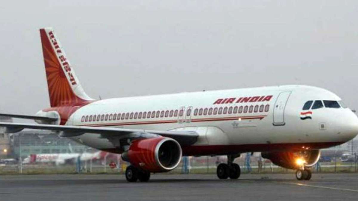 Chaos at Delhi IGI airport after 20 passengers denied boarding pass Chaos at Delhi IGI airport after 20 passengers denied boarding pass