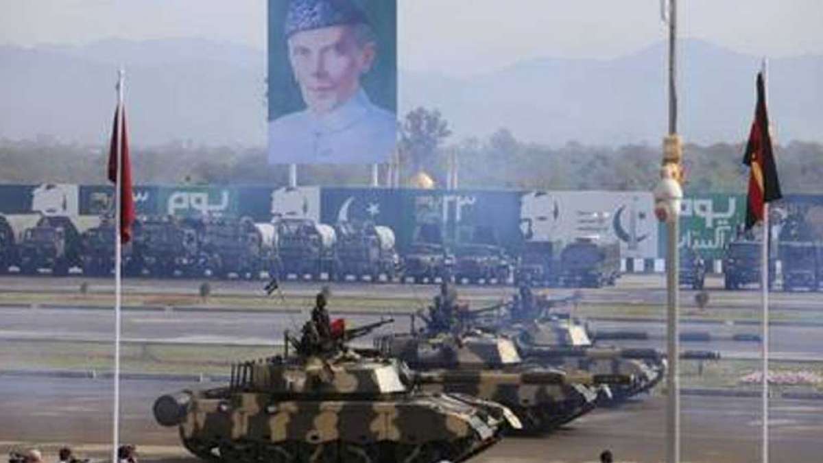 Pakistan set to cut its Defence Budget Pakistan set to cut its Defence Budget