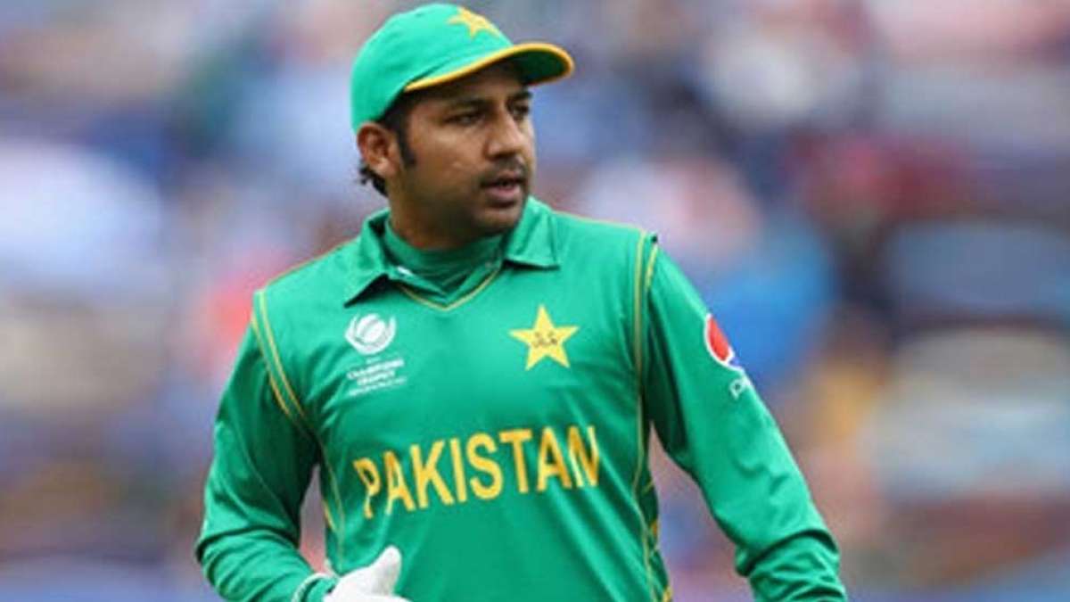 Pakistan vs Australia: Sarfaraz Ahmed trolled as he practices wicket keeping Pakistan vs Australia: Sarfaraz Ahmed trolled as he practices wicket keeping