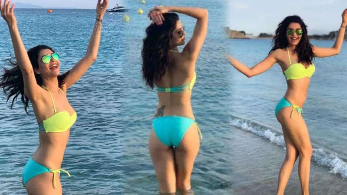 Karishma Tanna's new bikini pictures: Too hot to handle Karishma Tanna's new bikini pictures: Too hot to handle