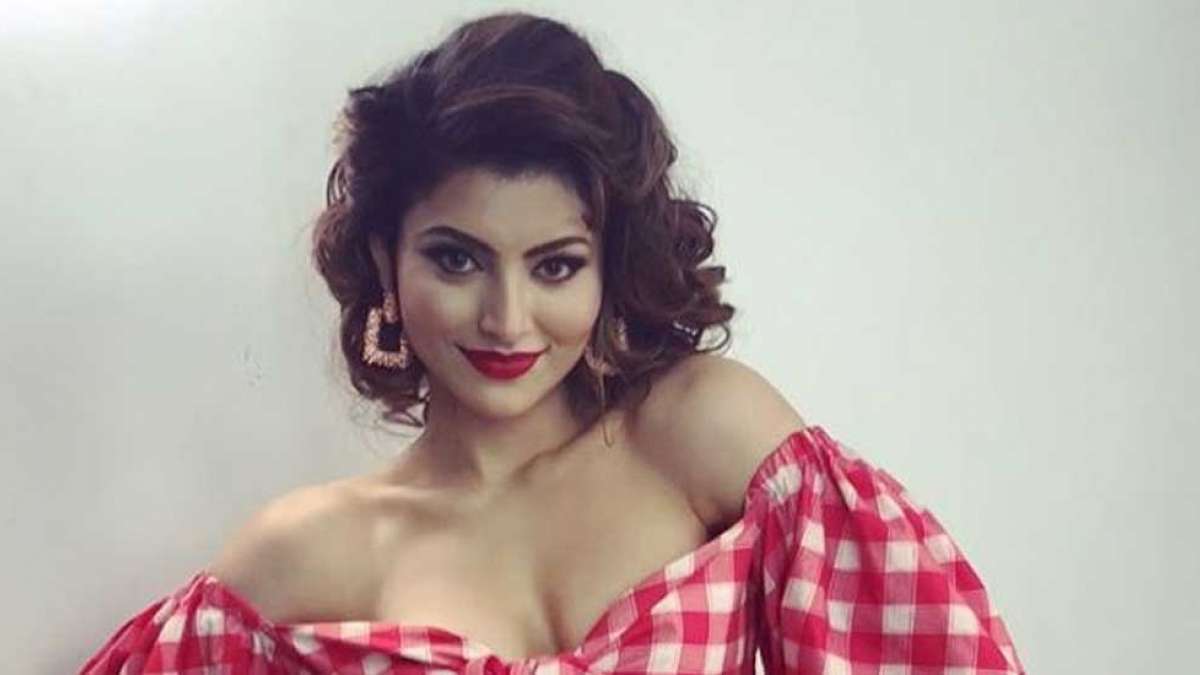 Urvashi Rautela celebrates 18 million followers with 'Senorita' Urvashi Rautela celebrates 18 million followers with 'Senorita'