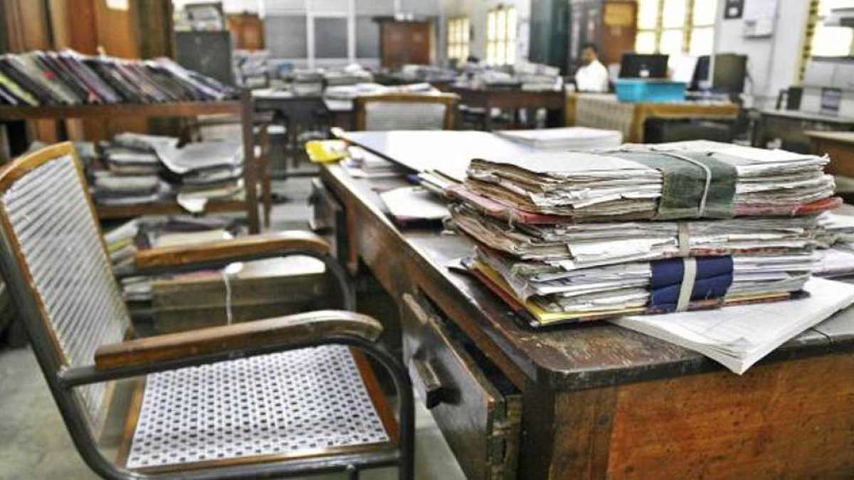 Jobs of government officials in danger Jobs of government officials in danger