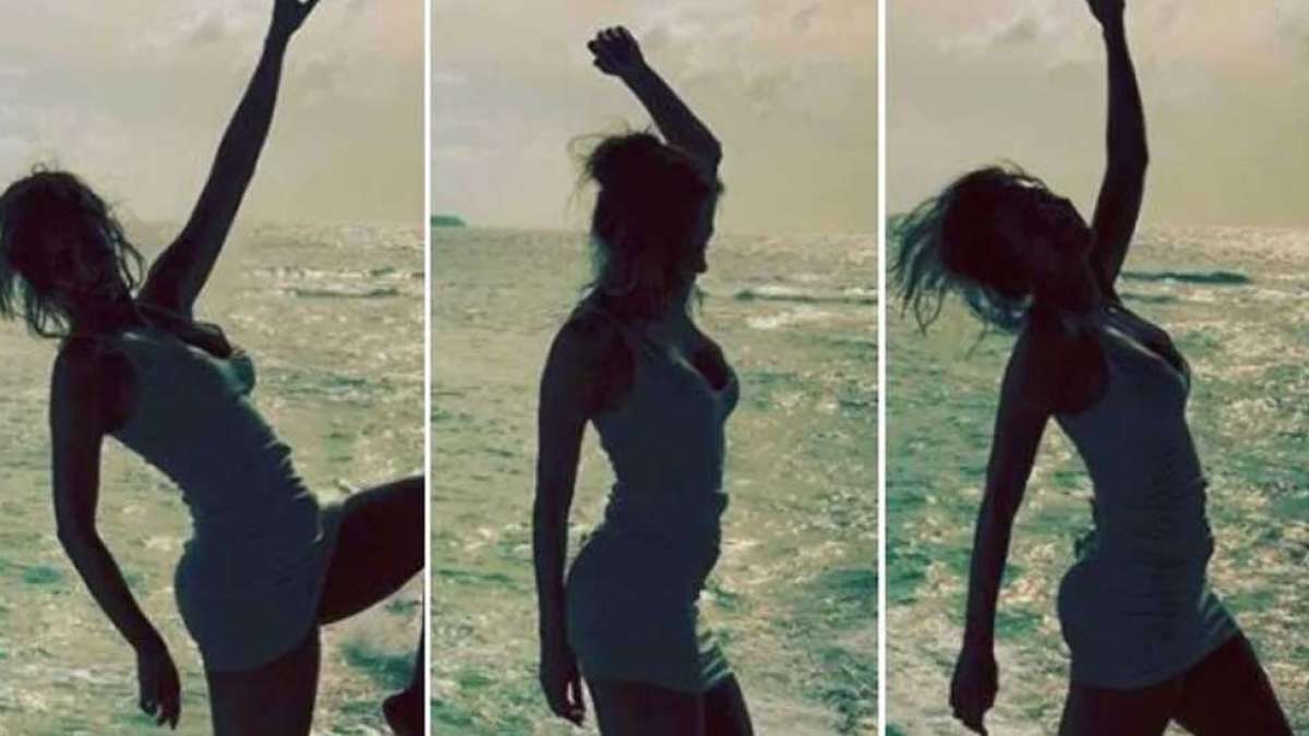 Arjun Kapoor leaves sarcastic comment on Malaika Arora's Maldives vacation pics Arjun Kapoor leaves sarcastic comment on Malaika Arora's Maldives vacation pics